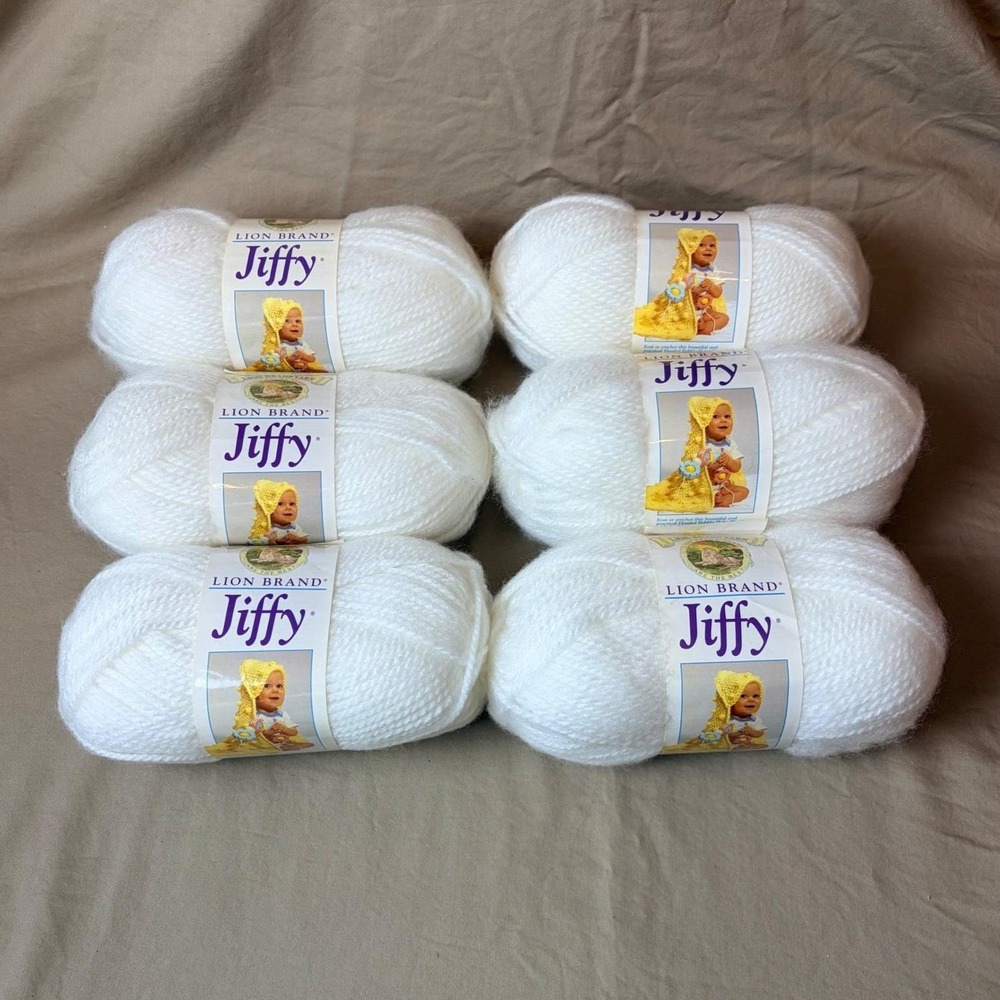 Lion Brand Jiffy Yarn White 100 Mohair Look Acrylic Bulky 6 Skeins Lot 23010
